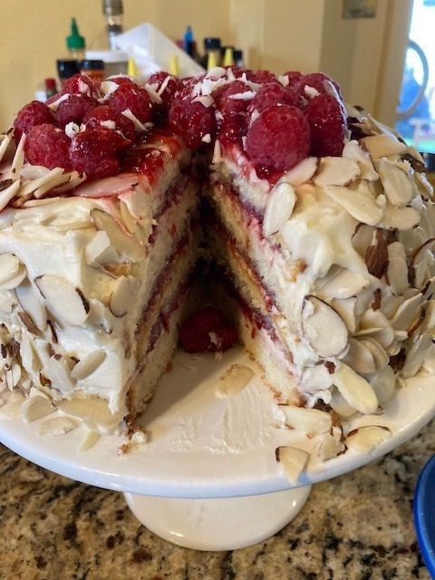 almond-raspberry-cake-with-white-chocolate-amaretto-buttercreem-all